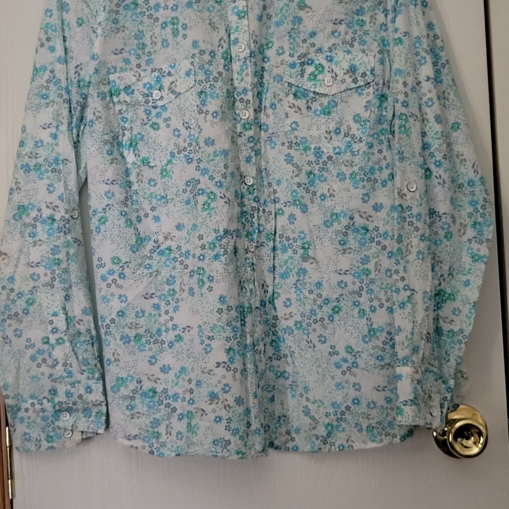 Sonoma Button Down Long Sleeve Blouse